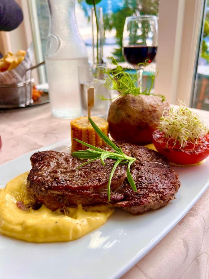 Rosendal Fjordhotel 외부 사진