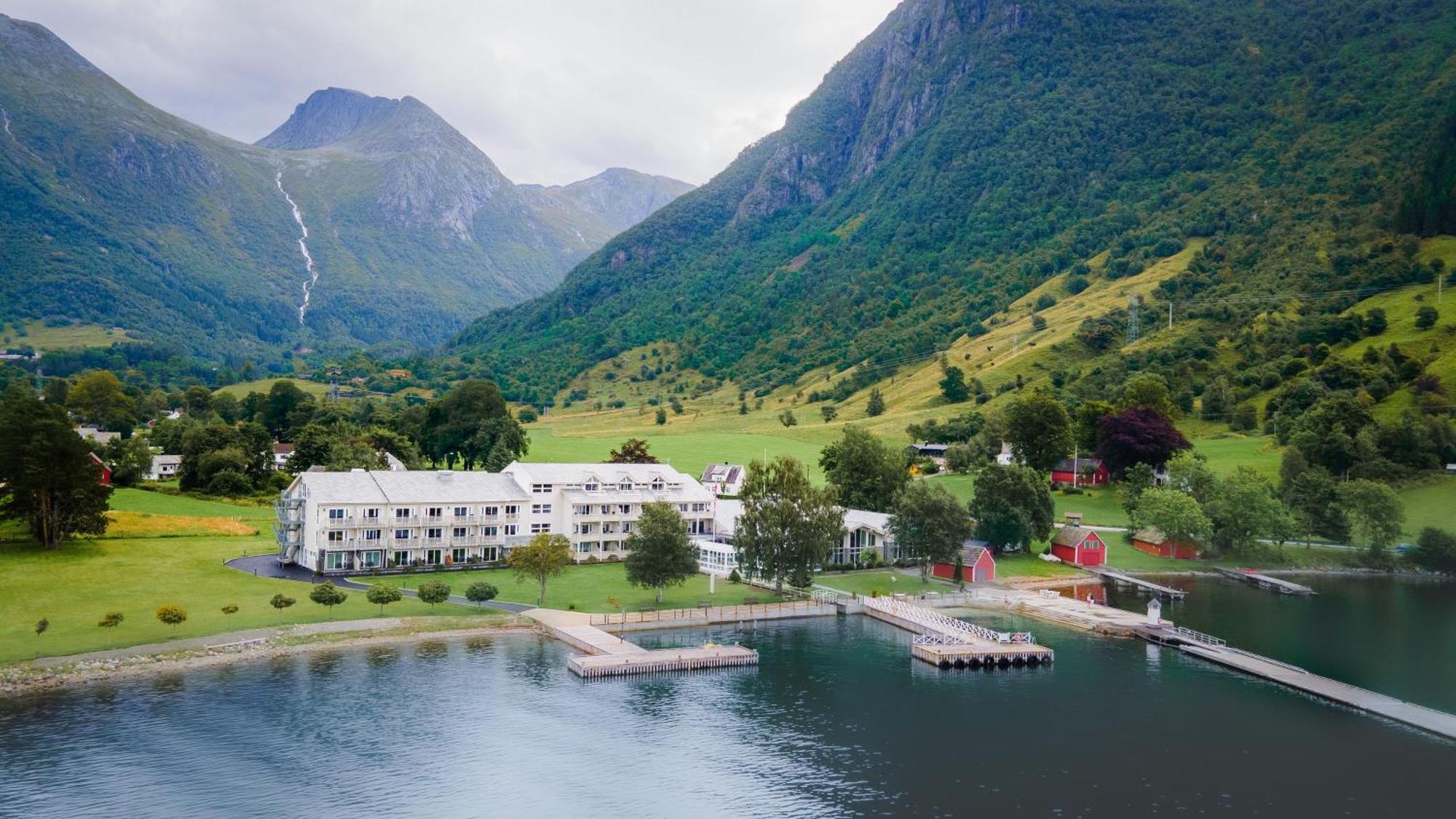 Rosendal Fjordhotel 외부 사진